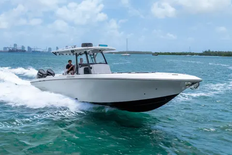 2025 Fountain 34 Center Console, photo 1 in Miami, FL