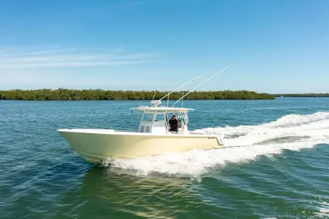 2023 Reef Runner 340 Center Console, photo 1 in Fort Lauderdale, FL