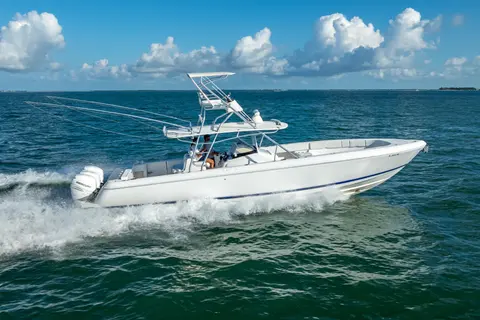 2016 Intrepid 400 Center Console, photo 1 in Summerland Key, FL