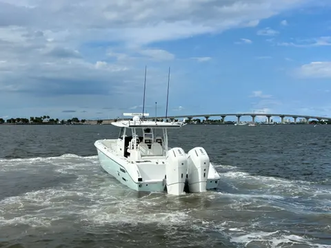 2025 Everglades 395 Center Console, photo 1 in Miami, FL