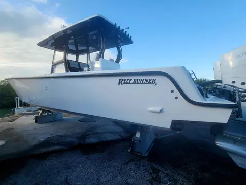 2025 Reef Runner 340, photo 1 in Islamorada, FL