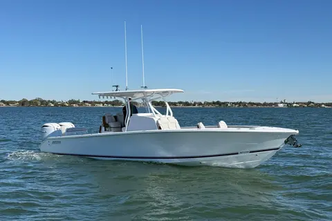 2026 Jupiter 32, photo 1 in St Petersburg, FL