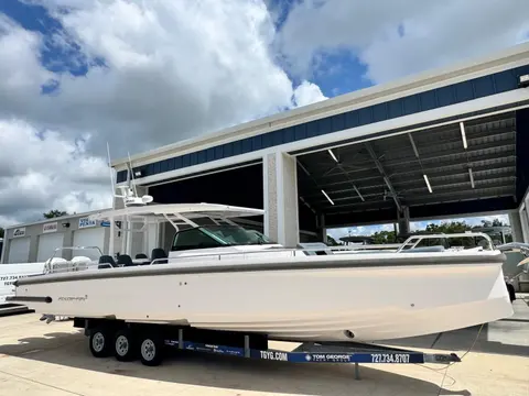 2022 Axopar 37 SUN TOP, photo 1 in Clearwater, FL