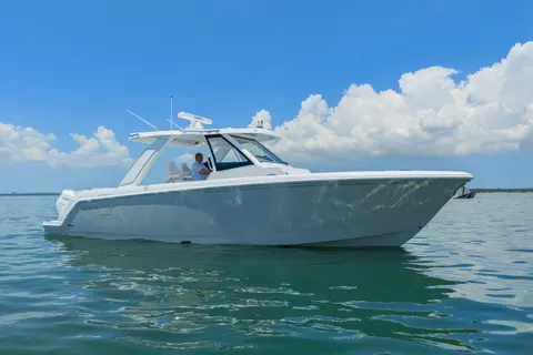 2026 Intrepid 35 Panacea, photo 1 in Clearwater, FL
