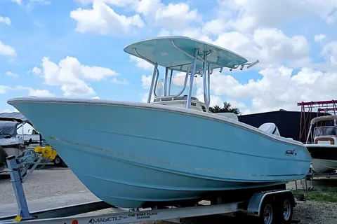 2027 Bulls Bay 230 Center Console, photo 1 in Fort Myers, FL