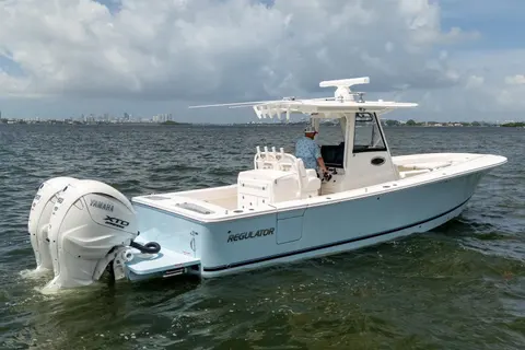 2026 Regulator 31, photo 1 in North Miami, FL