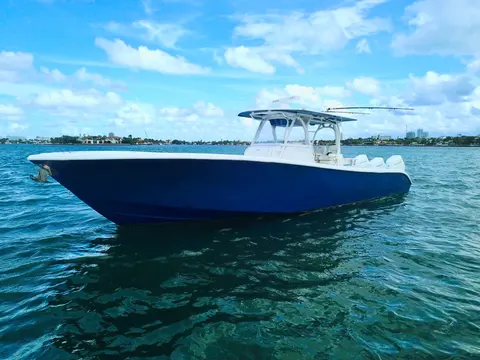 2017 Yellowfin 39 Offshore, photo 1 in Miami, FL