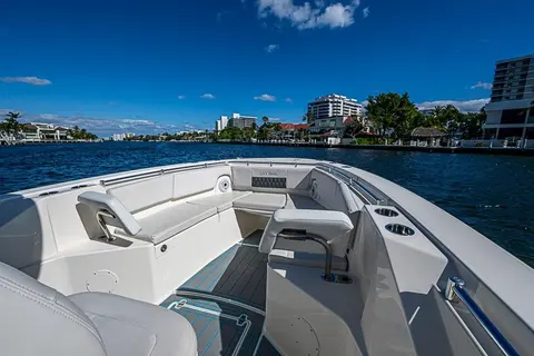 2021 Cobia 320 Center Console, photo 1 in Boca Raton, FL