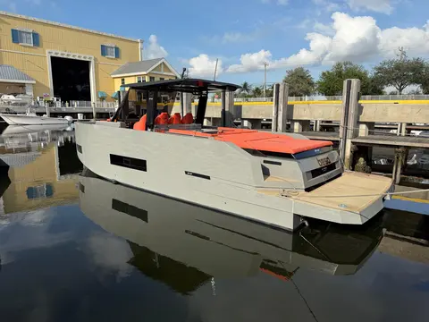 2021 De Antonio Yachts D42, photo 1 in Lighthouse Point, FL