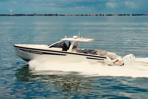 2022 Windy SR44, photo 1 in Downtown Tampa, FL