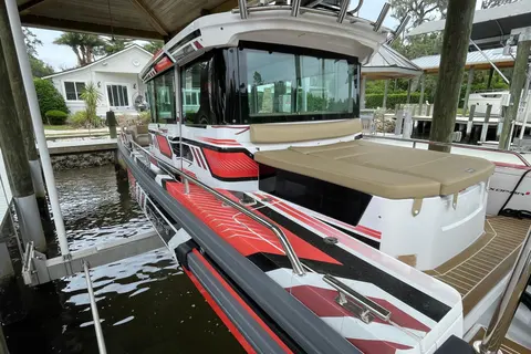 2021 Axopar 28 Cabin, photo 1 in Ponte Vedra Beach, FL
