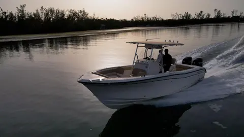 2004 Grady-White Chase 273, photo 1 in South Bradenton, FL