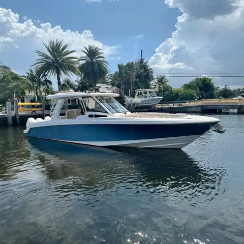 2021 Boston Whaler 350 Realm, photo 1 in Lighthouse Point, FL
