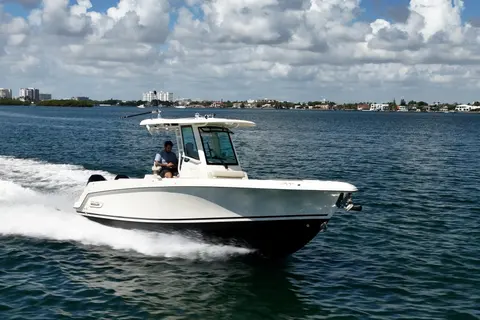 2024 Boston Whaler 280 Outrage, photo 1 in Aventura, FL