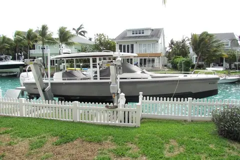 2018 Axopar 37 Sun-Top, photo 1 in Fort Lauderdale, FL