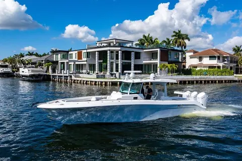 2024 HCB 42 Lujo, photo 1 in Boca Raton, FL