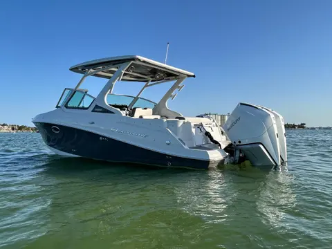 2024 Crownline 260 DC Finseeker, photo 1 in Fort Lauderdale, FL