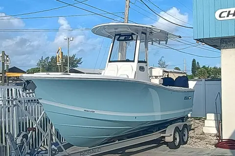 2025 Regulator 23, photo 1 in Riviera Beach, FL
