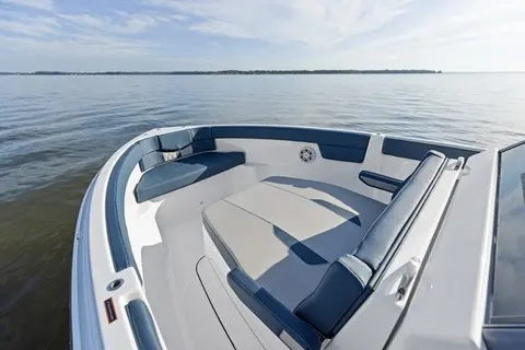 2027 Monterey Elite 25 OB, photo 1 in St Petersburg, FL