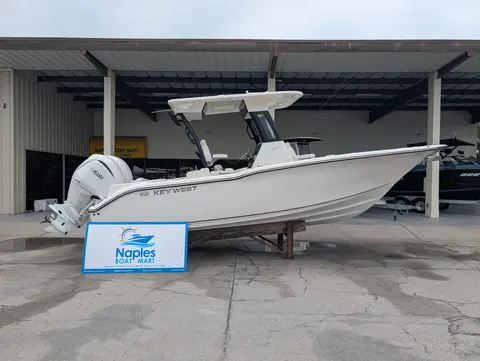 2027 Key West 260 Center Console, photo 1 in Naples, FL