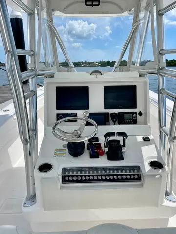 2020 Invincible 33 Open Fisherman, photo 1 in North Palm Beach, FL