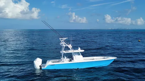 2024 Contender 39 ST, photo 1 in Pompano Beach, FL