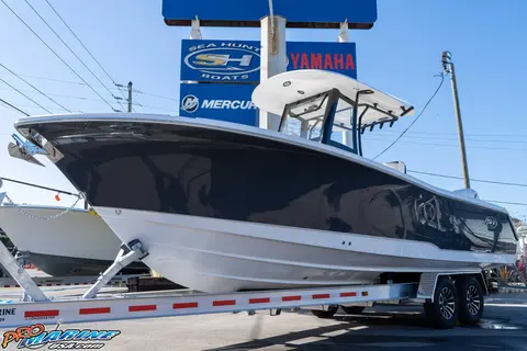 2026 Sea Hunt Gamefish 27CB, photo 1 in St. Petersburg, FL
