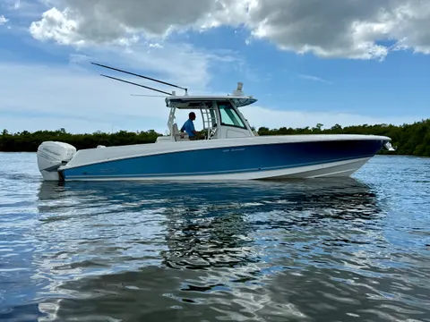 2022 Boston Whaler 350 Outrage, photo 1 in Fort Myers, FL