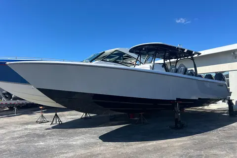 2026 Contender 39 ST, photo 1 in Sarasota, FL