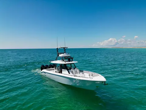 2026 Everglades 395 Center Console, photo 1 in Destin, FL