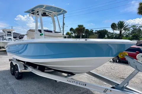 2027 Boston Whaler 220 Dauntless, photo 1 in New Smyrna Beach, FL