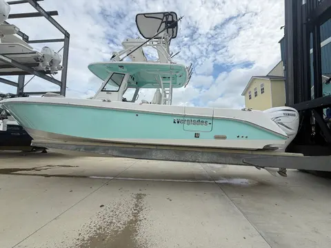 2021 Everglades 335 Center Console, photo 1 in Destin, FL