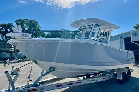 2026 Robalo R270 Center Console, photo 1 in Port Orange, FL