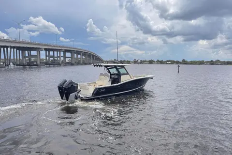 2025 Scout 305 LXF, photo 1 in Stuart, FL