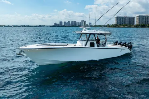 2024 Yellowfin 39 Offshore, photo 1 in Miami, FL