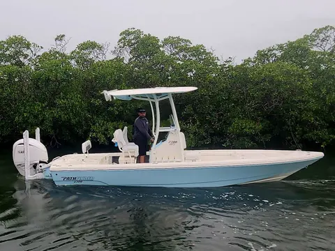 2026 Pathfinder 2300 HPS, photo 1 in Islamorada, FL