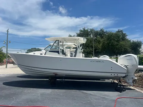 2027 Cobia 305 Center Console, photo 1 in Naples, FL