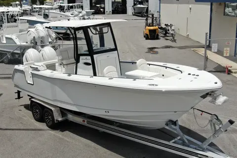 2027 Sea Hunt Gamefish 25, photo 1 in St Petersburg, FL