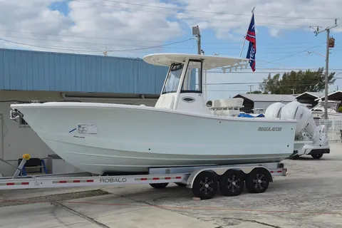 2026 Regulator 25, photo 1 in Riviera Beach, FL