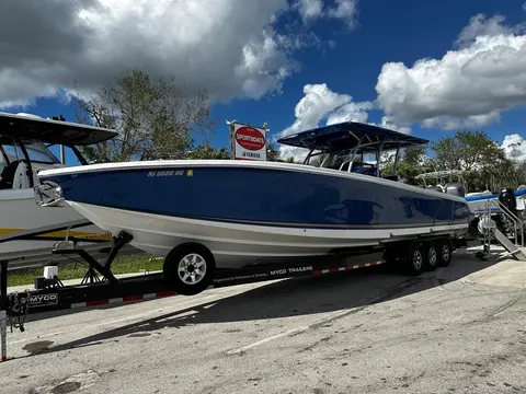 2017 Nor-Tech 390 Center Console, photo 1 in Fort Myers Beach, FL