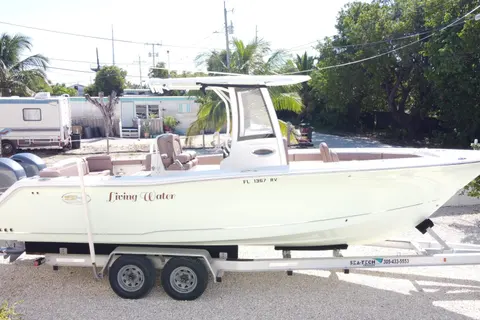 2019 Sea Hunt Ultra 275SE, photo 1 in Marathon, FL