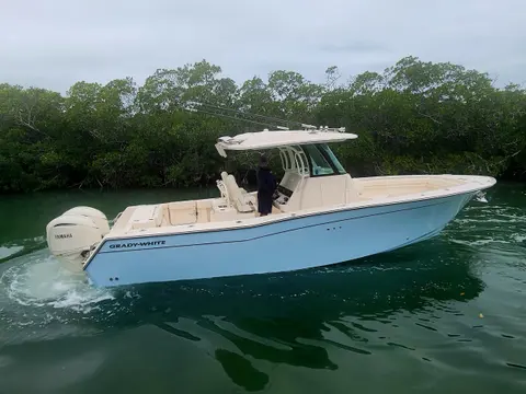 2026 Grady-White Canyon 306, photo 1 in Islamorada, FL