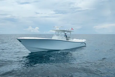 2016 Yellowfin 39 Offshore, photo 1 in Pompano Beach, FL