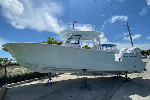 2026 Sportsman Heritage 321 Center Console, photo 1 in St Petersburg, FL