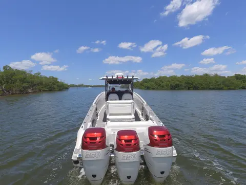 2017 Nor-Tech 390 Sport, photo 1 in Fort Myers Beach, FL