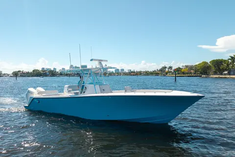 2025 SeaVee 322Z, photo 1 in Fort Lauderdale, FL