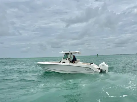 2026 Boston Whaler 280 Outrage, photo 1 in Sarasota, FL