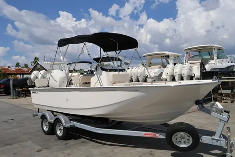2027 Boston Whaler 190 Montauk, photo 1 in Naples, FL