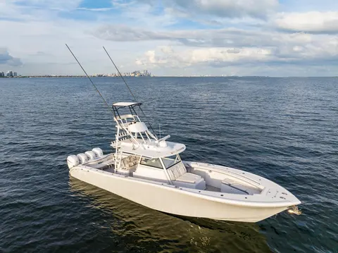 2022 Yellowfin 42 Offshore, photo 1 in Miami, FL