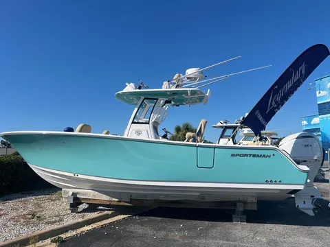 2026 Sportsman Heritage 261 Center Console, photo 1 in Destin, FL